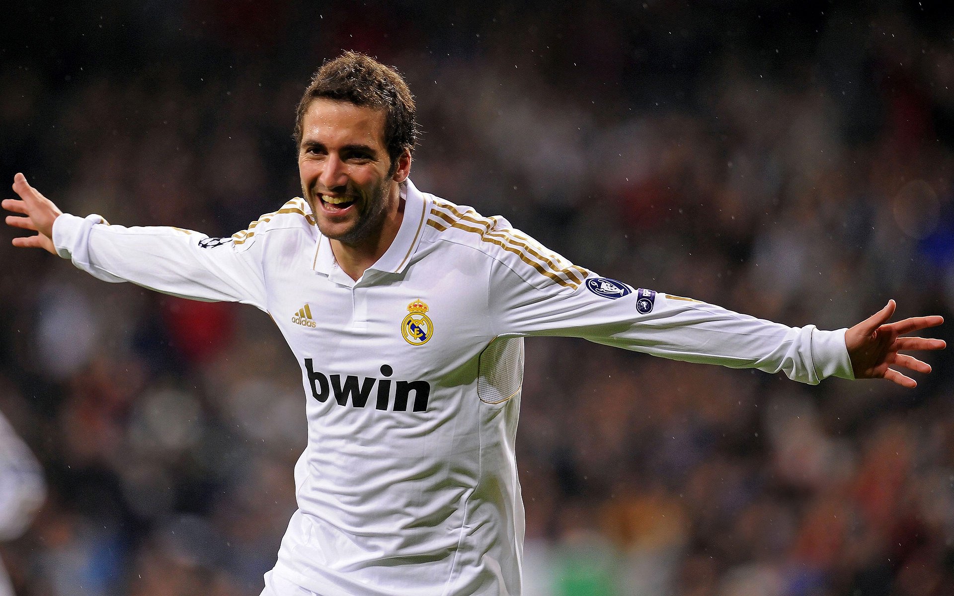 青少年电竞大赛落幕，15岁少年夺冠震惊全场，全国青少年电竞挑战赛